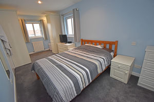 Bedroom- click for photo gallery